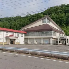 荘川体育館