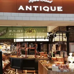 heart bread antique 越谷レイクタウンkaze店