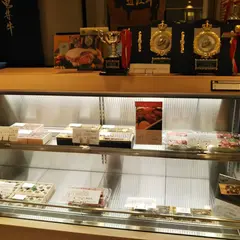 近江亀井牛 肉匠 煌