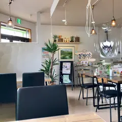 Cafe Rest も〜りす