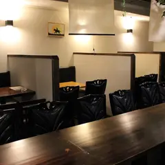 エミリｰダイニング