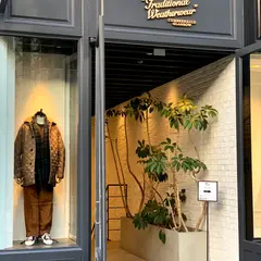 トラディショナル ウェザーウェア 青山メンズ店