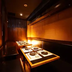 和座屋 はちまる 茶屋町店