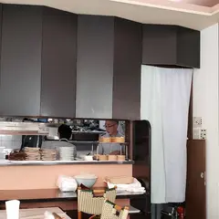 鱗亭
