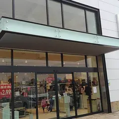 ユニクロ 岡山十日市店