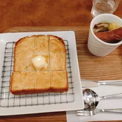 ごろごろスープとトーストのお店 scoop