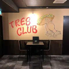 TRES CLUB