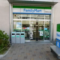 ファミリーマート 広島駅北口店
