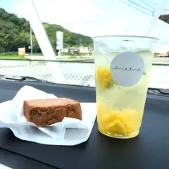 白truck