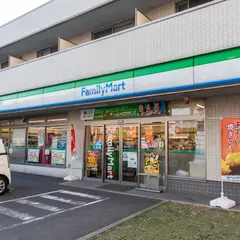 ファミリーマート 東大井三丁目店