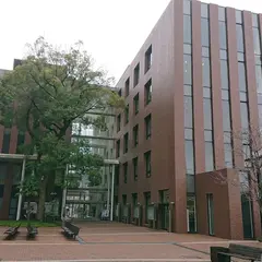 大阪経済大学（大経大）