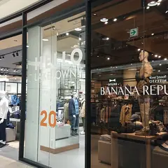 BANANA REPUBLIC イオンレイクタウンkaze店