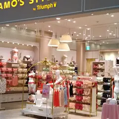 AMOSTYLE BY Triumph イオンレイクタウンkaze店