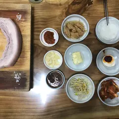 チョンジッコル食堂/천짓골식당