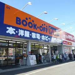 BOOKOFF PLUS 町田旭町店（アパレル売場10～19時）