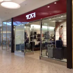 TUMI Store - The Mall at Short Hills