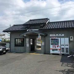 国母駅