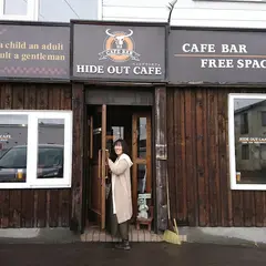 HIDE OUT CAFE