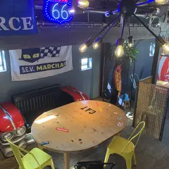 Garage Cafe ネコジタ