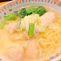 万葉軒 ワンタン麺&香港飲茶Dining