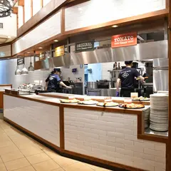シェーキーズ 池袋東口店