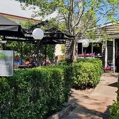 Park House Cafe.