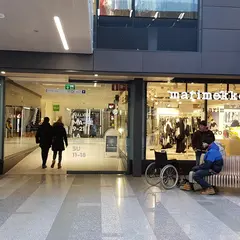 Valkea Shopping Center