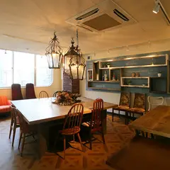 dining salon メゾンエムビー “MAISON Mb”
