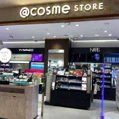 @cosme STORE ニュウマン横浜店（アットコスメストア）