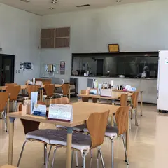 刺身定食・アジフライが人気の佐世保魚市場「魚市場もったいない食堂」