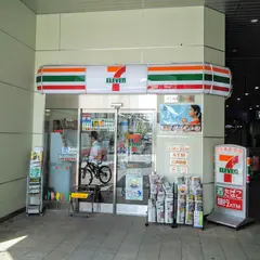 セブン-イレブン 京急ＳＴ大森町店