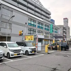 タイムズカーレンタル福山駅前店