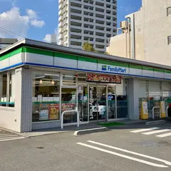 ファミリーマート 品川平塚店