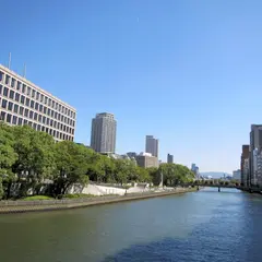 〒541-0041 大阪府大阪市中央区北浜３丁目