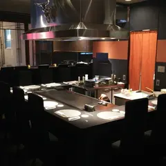 鉄板焼 瑠璃
