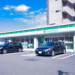 ファミリーマート金沢橋場町店