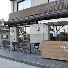 ENOSHIMA TREASURE CAFE