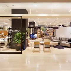 コンフォートＱ 阪急うめだ本店7階