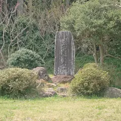 山本勘助生誕地碑