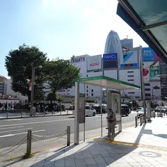 新宿駅東口