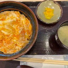 靖国八千代食堂