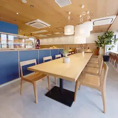 カフェ&ベーカリー ミッドツリーカフェ海浜幕張店