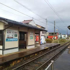 西新湊駅