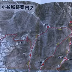 小谷城中腹駐車場