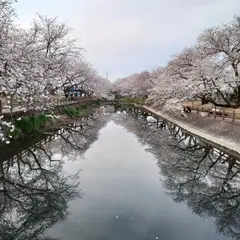 ひょうたん池