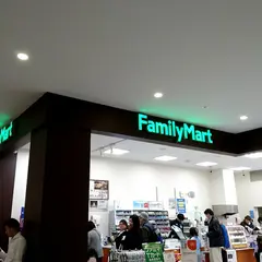 ファミリーマート 小矢部アウトレットパーク店