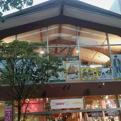 anime store ビーポイント