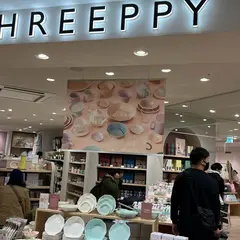 THREEPPYマロニエゲート銀座店