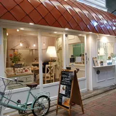 ロカヒ菓子店・holistic salon Lokahi