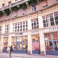 Retrock Designer Vintage Store